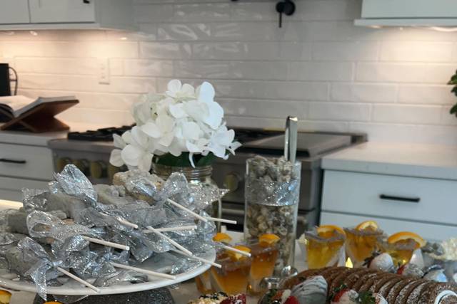 Confetti and Chaos Event Planning & Mobile Bar