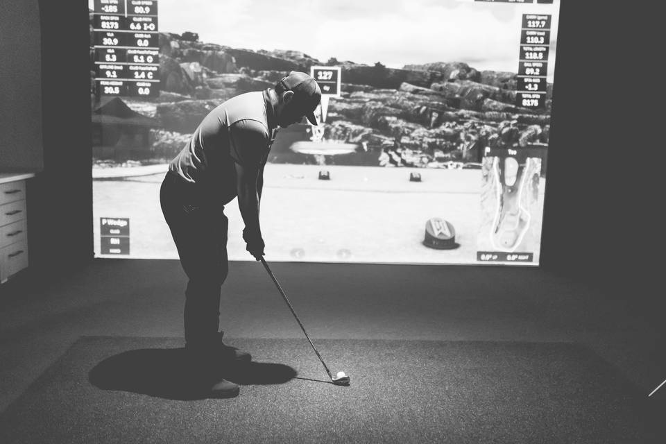 Groom Suite / Golf Simulator