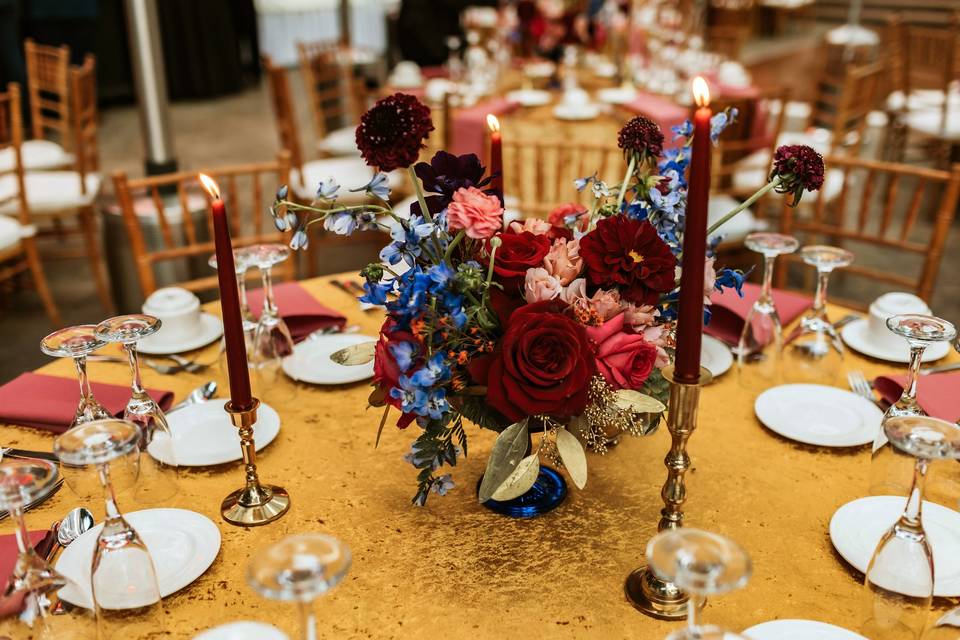 Vibrant table scape