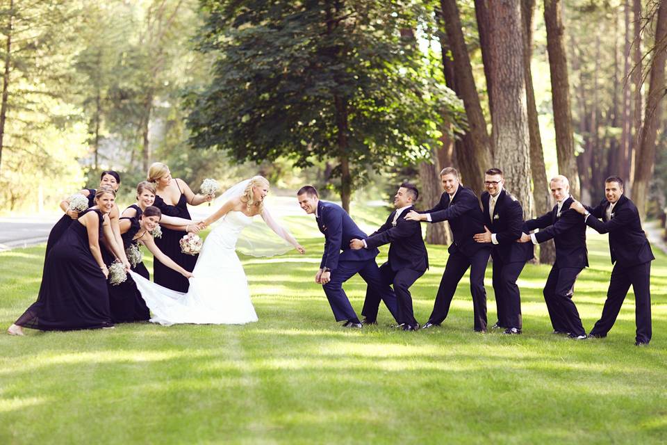 Games with the bridesmaids and groomsmen