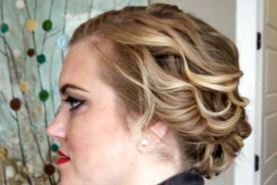 Crystal Conch Hair & Makeup (NOT ACCEPTING ANYMORE WEDDINGS)