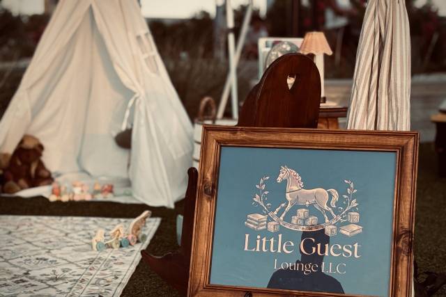 Little Guest Lounge LLC