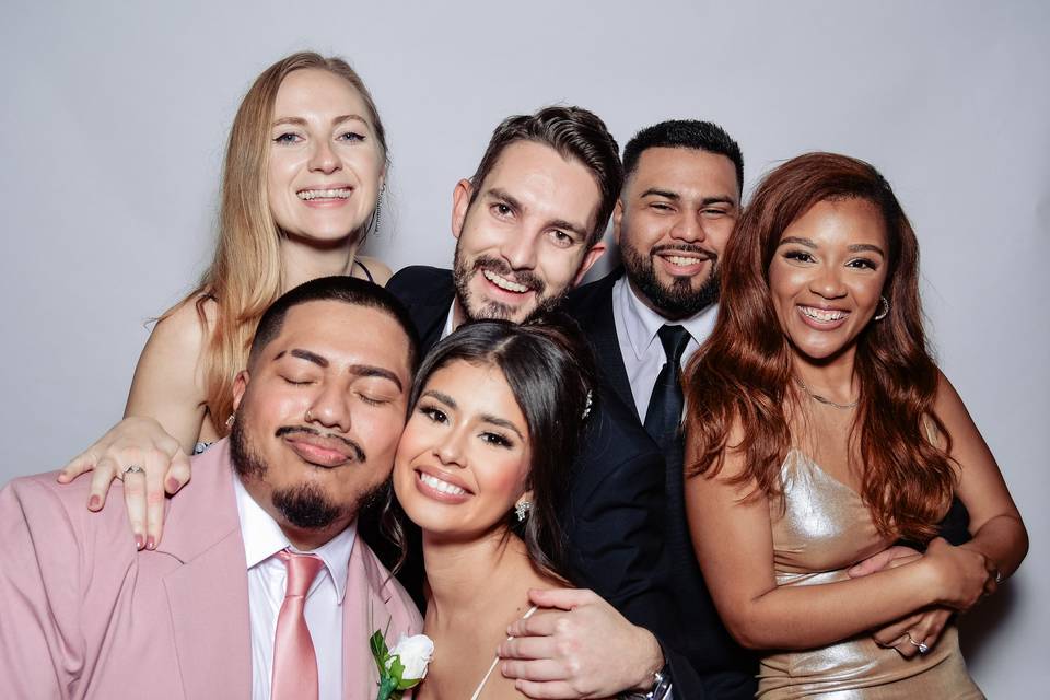 Color photo Glam Booth