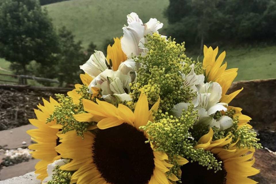 Sunflower bouquet