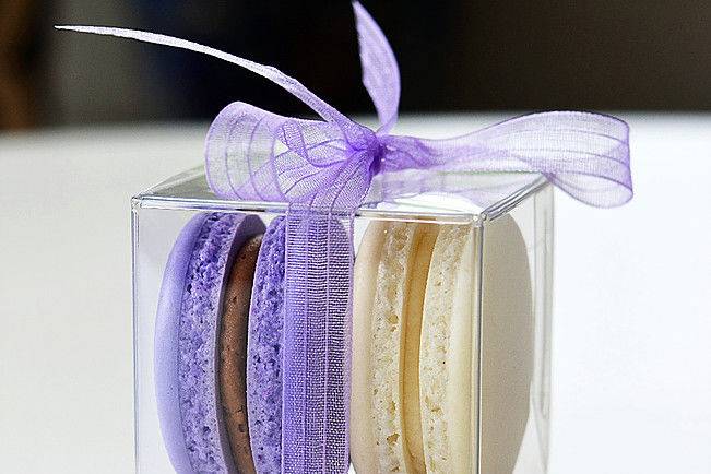 Wedding Favor Boxes (with two and three macaron options)