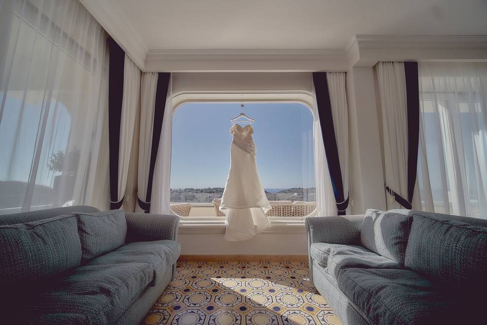 Ischia | Dress by the sea