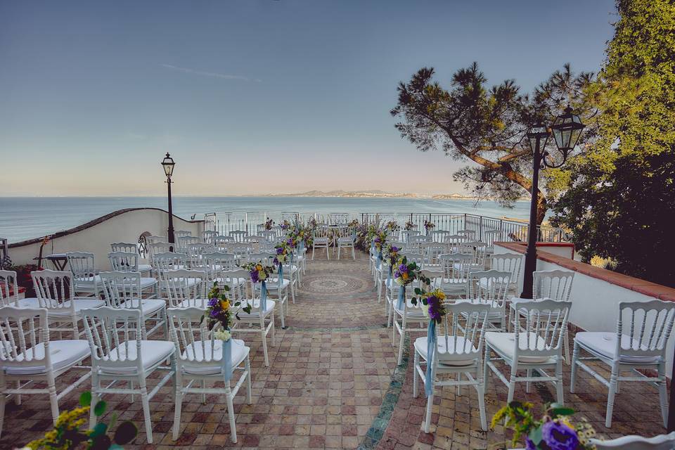 Ischia | Seaside ceremony