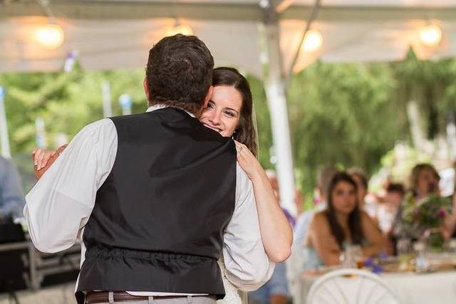 Father and daughter dance