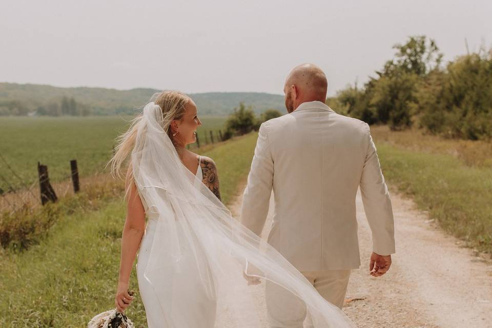 Country Airbnb Wedding