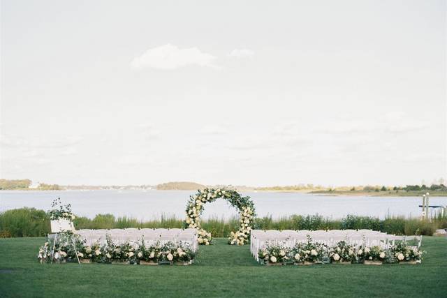 Stoneblossom Floral and Weddin