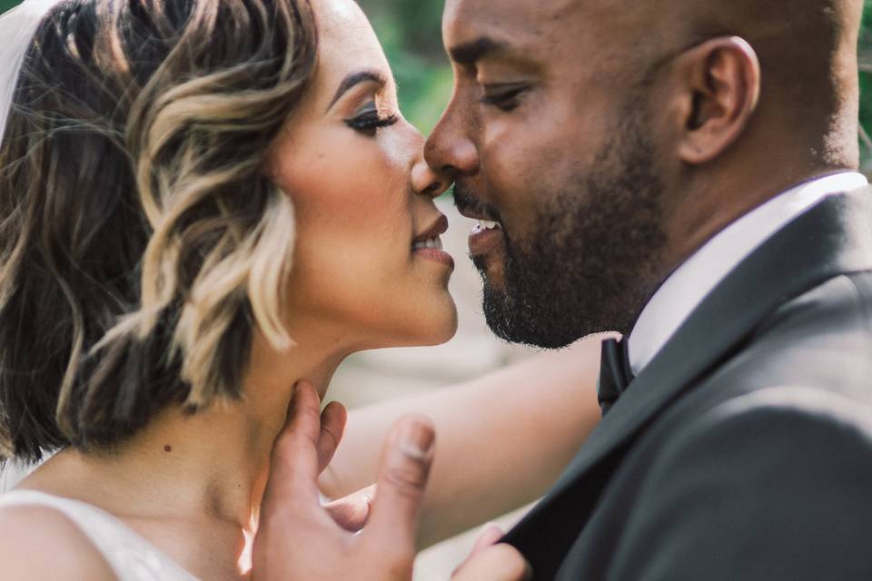 Shy Laurel wedding