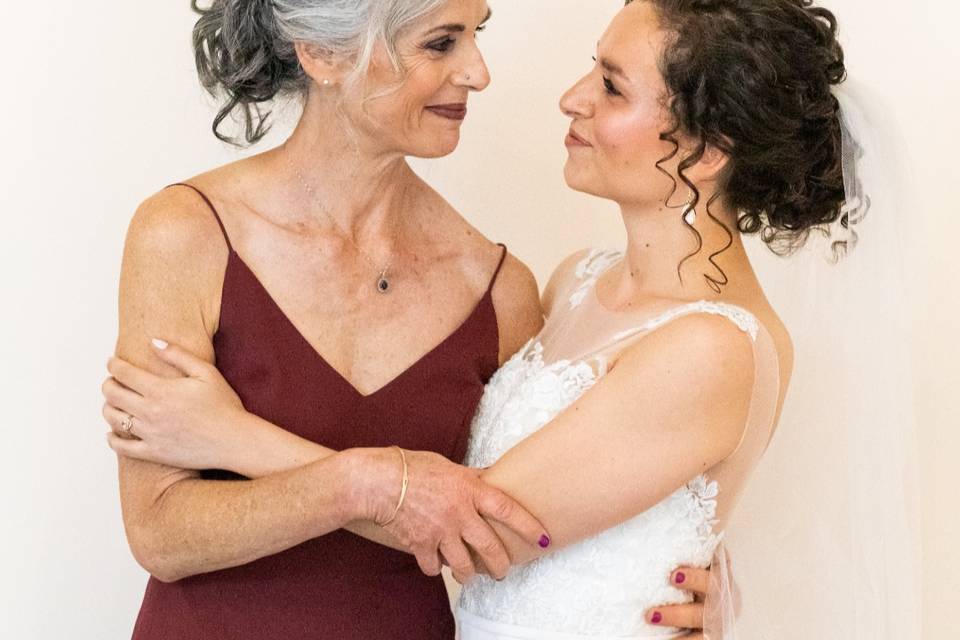 Curly hair bride and Mom