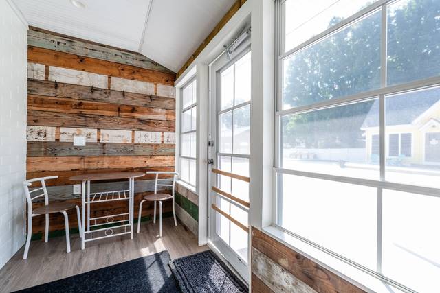 Schicks Lakeside Resort