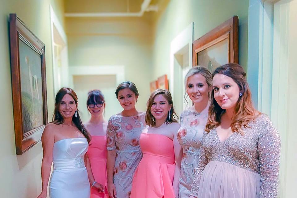 HALLWAY BRIDESMAIDS