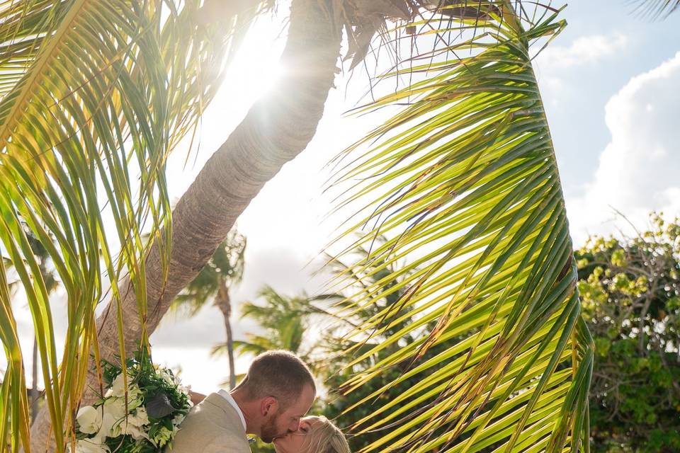 Sunset kisses at Sapphire Beac