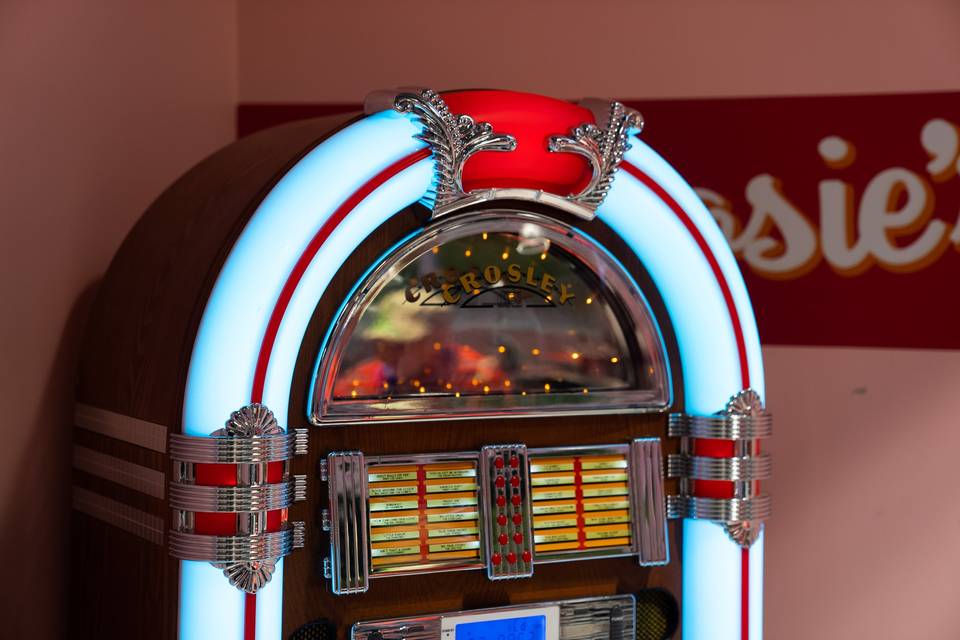 Jukebox with lights