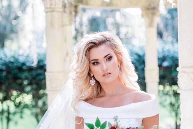 A glam bride