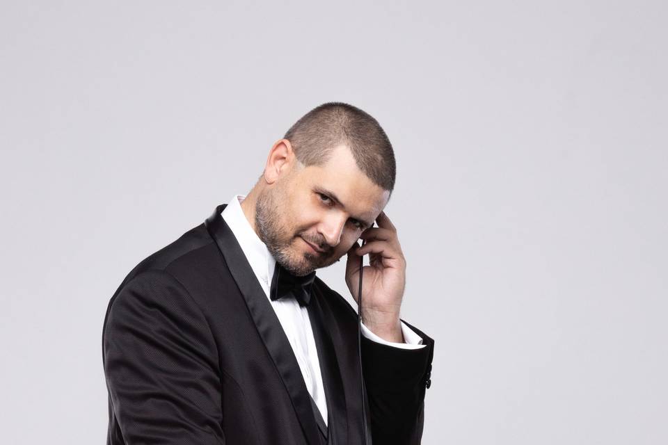 Andrew Mackenzie Dj