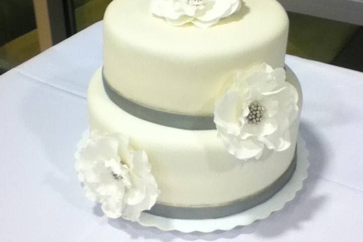 Come Back Eats & Treats, LLC - Wedding Cake - Conyers, GA - WeddingWire