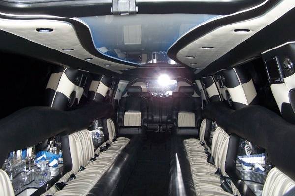 Limo Service - The Mix Master Pro Dj & Limousines