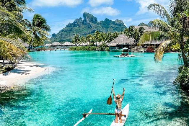Stunning blue water