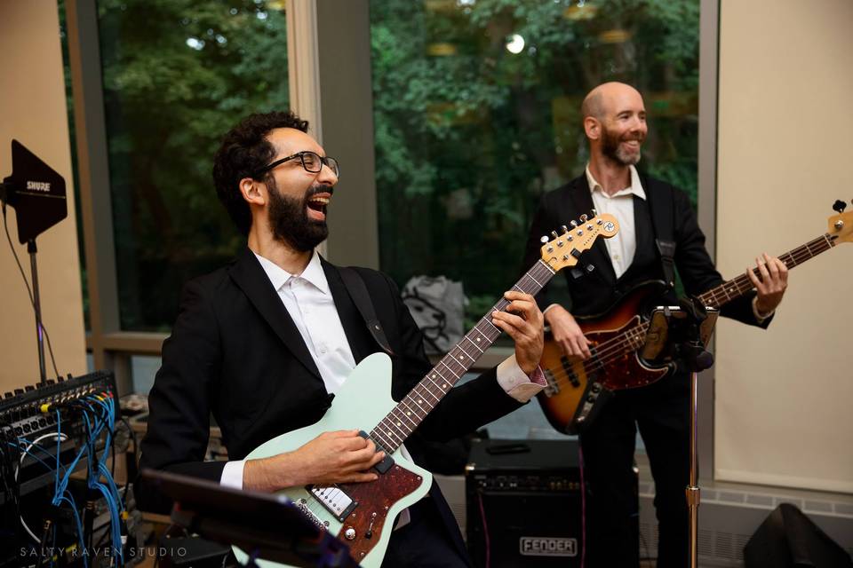 The Shuk Music Group - Best Je