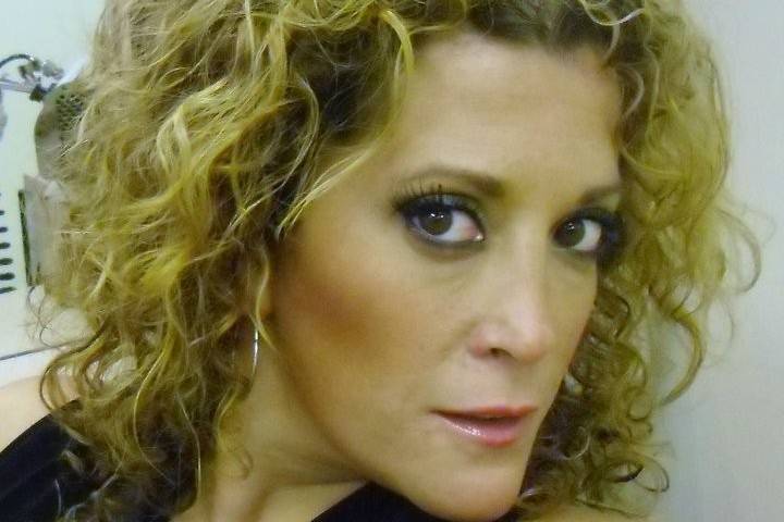 Maria Teresa- On Location Hair and Make Up Artist