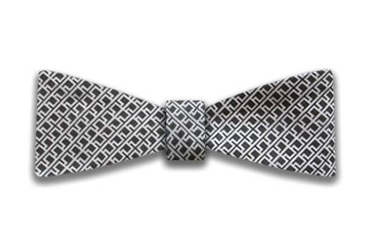 Sutton Bow Tie by Handsome Menswear
100% Silk Twill Adjustable Bow Tie
Made in Seattle of Imported Fabric
www.handsomemenswear.com