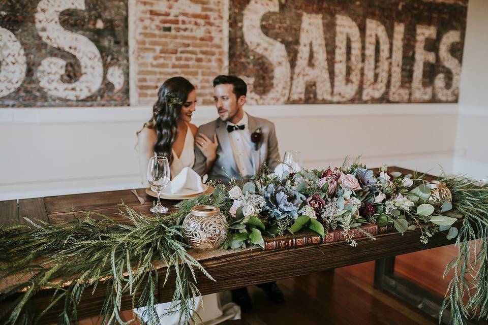 Grand table arrangement