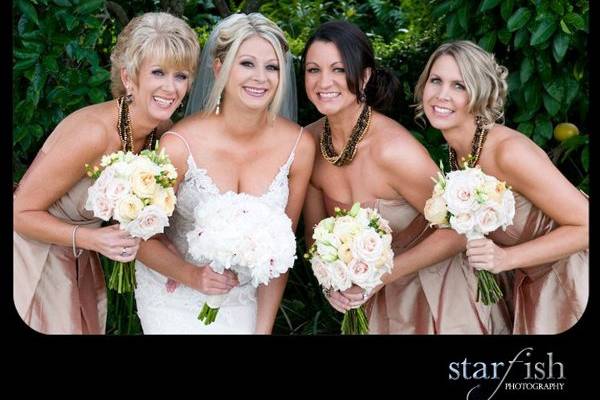 Bride & Bridesmaids