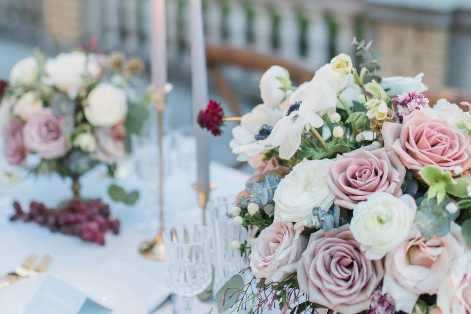 Table setting and floral decor