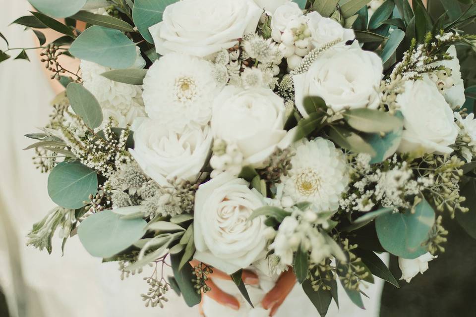 White bouquet