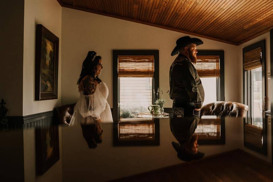 Couple at the piano rom