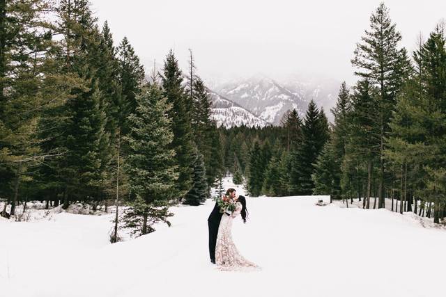 Bigfork Montana Winter Wedding