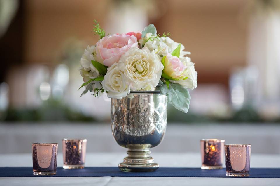 Rose Gold Modern Rectangular Wedding Centerpiece Floral Stand–  EveryGoldenDetail