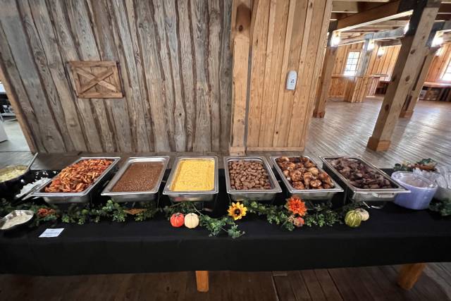 Live Oaks Catering LLC