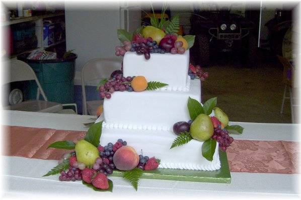 real fruit for harvest theme wedding