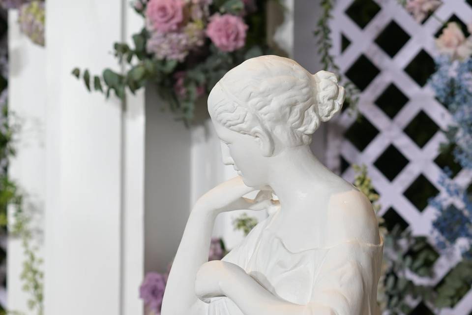 European-Inspired Garden Roman