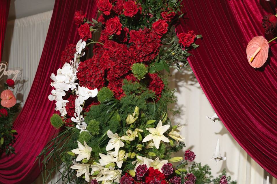Modern Luxury Red Tea Ceremony