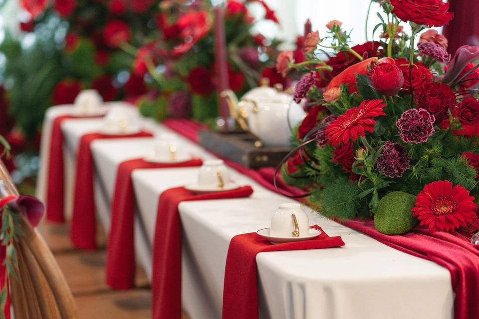 Modern Luxury Red Tea Ceremony