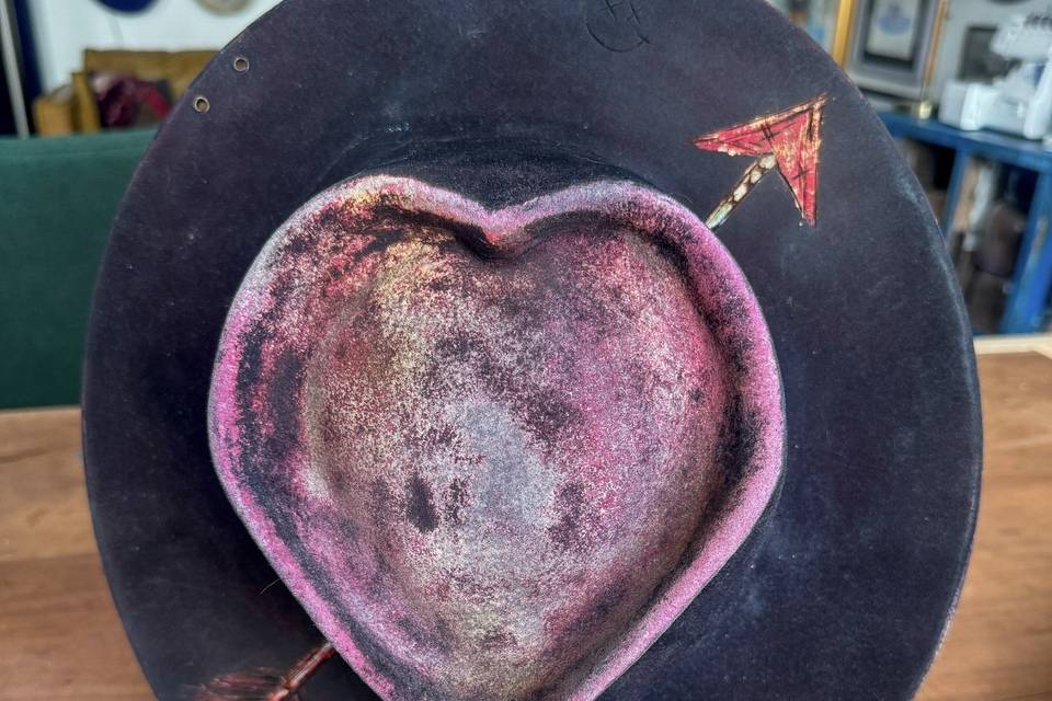 Heart Shaped Crown Heller Hat