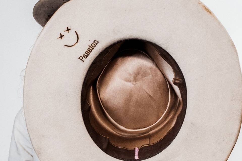 Passion Burned Heller Hat
