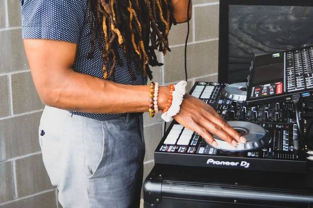 Wedding DJ