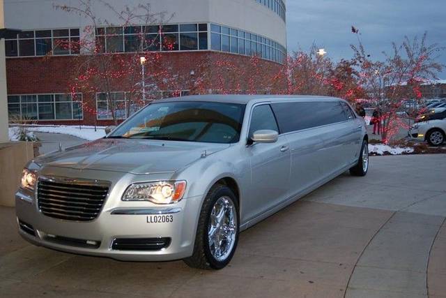 Avi Limo