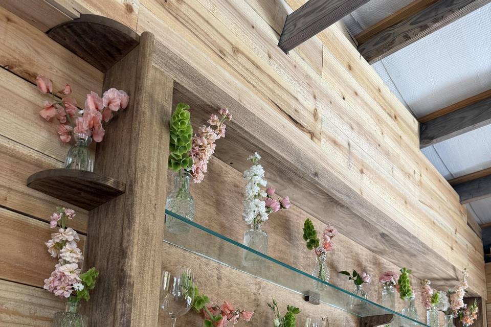 Flowers on the backbar