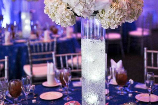 Stage - Sweetheart Table