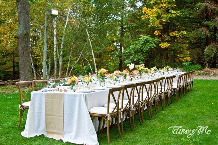 Long table setting