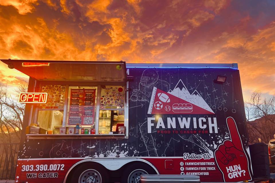 Fanwich and the sun setting