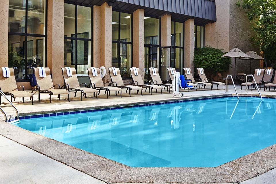 Sheraton MKE Brookfield Hotel