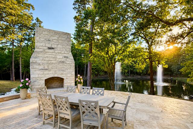 Ireplace, Estate Fountains